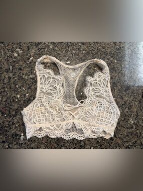Victoria's Secret Cream Lace Racerback Bralette